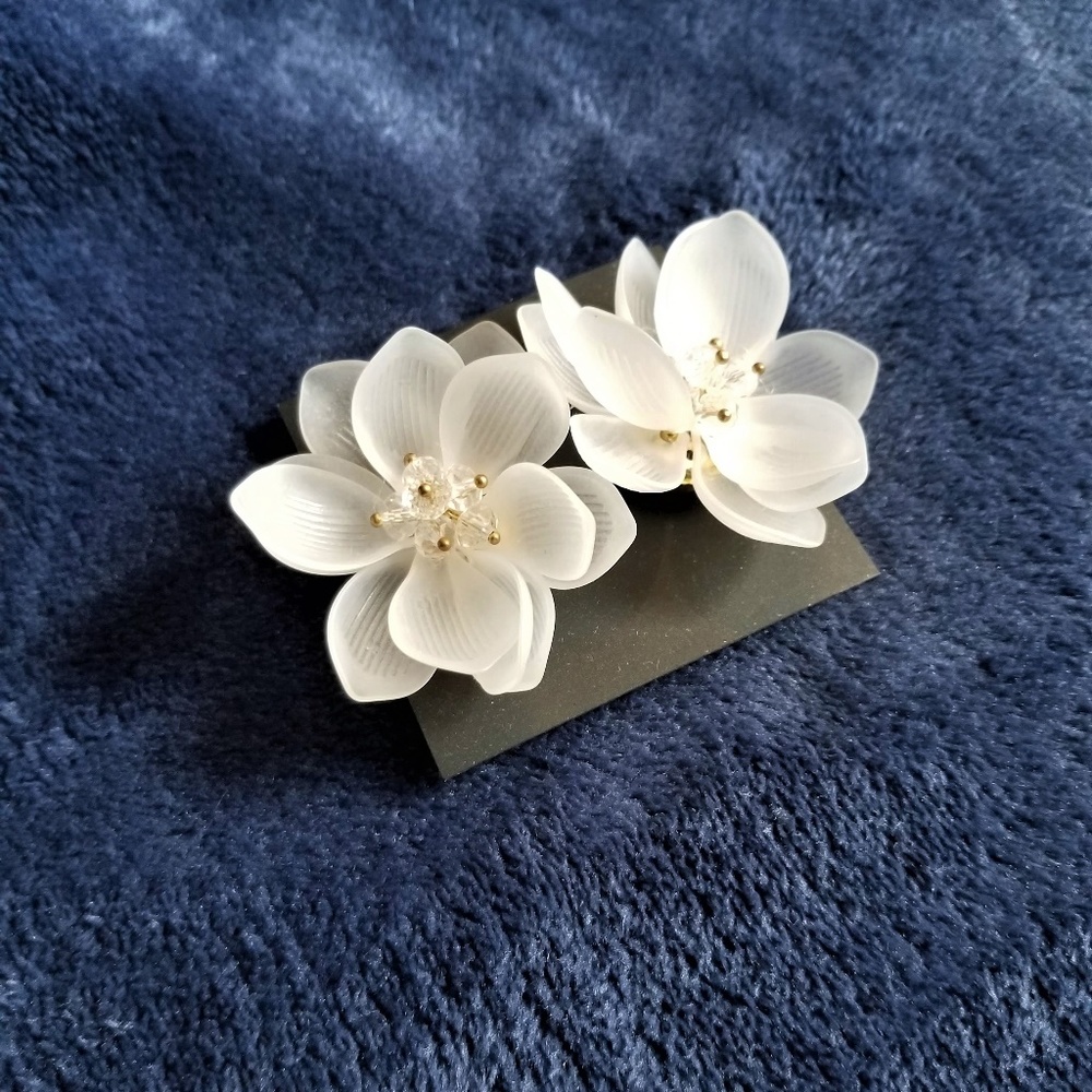 White Flower Earrings